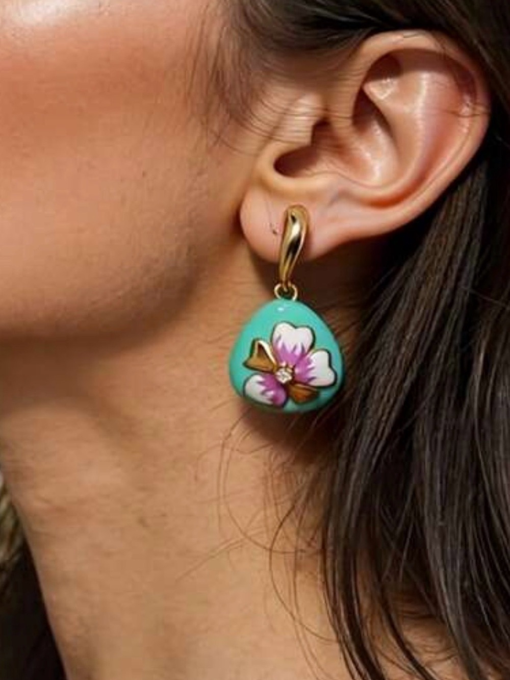 Mint Green Floral Drop Earrings – Gold Tone Statement Earrings